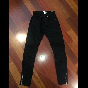 Black moto jeans